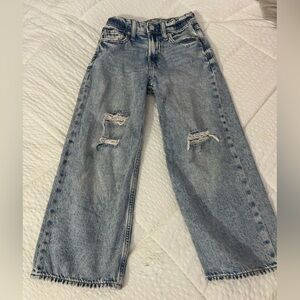 Gap size 7 girls ripped jeans